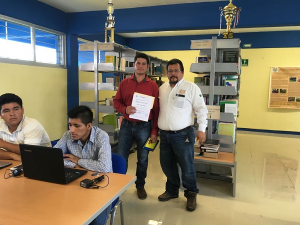 Presentación del Encargado de Secretaría Académica de la Escuela Maya