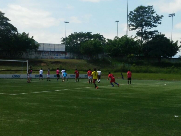 Encuentro de fútbol amistoso