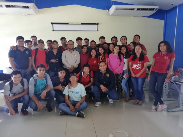 Se capacitan estudiantes para diseñar y formular proyectos productivos