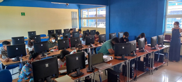 Asisten estudiantes al Taller Trabajo colaborativo