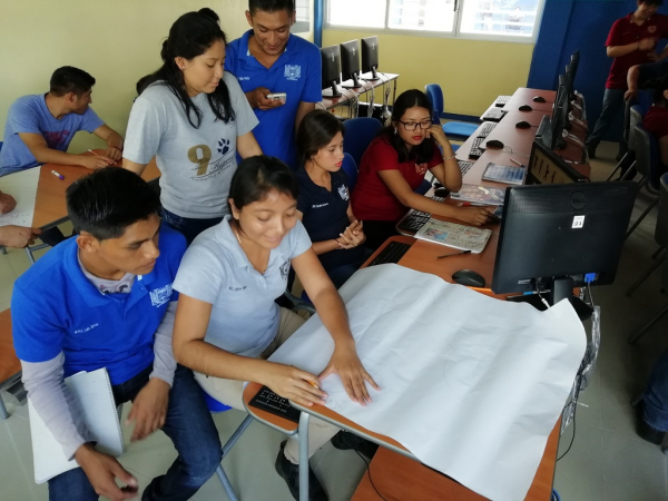 Se capacitan estudiantes en materia de Tutoría