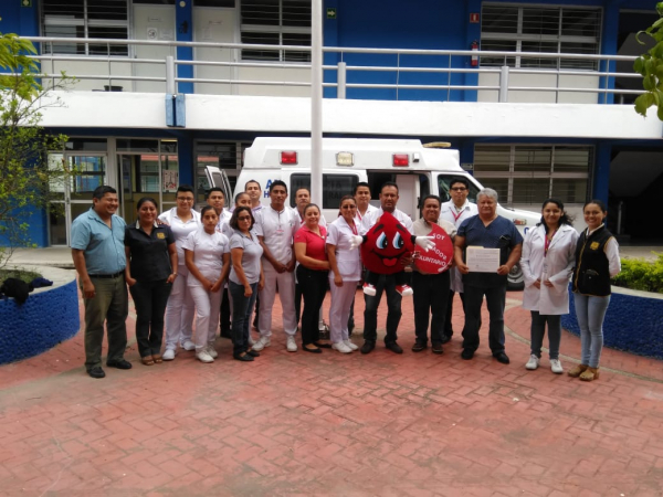 PARTICIPAN ESTUDIANTES EN CAMPAÑA DE DONACIÓN